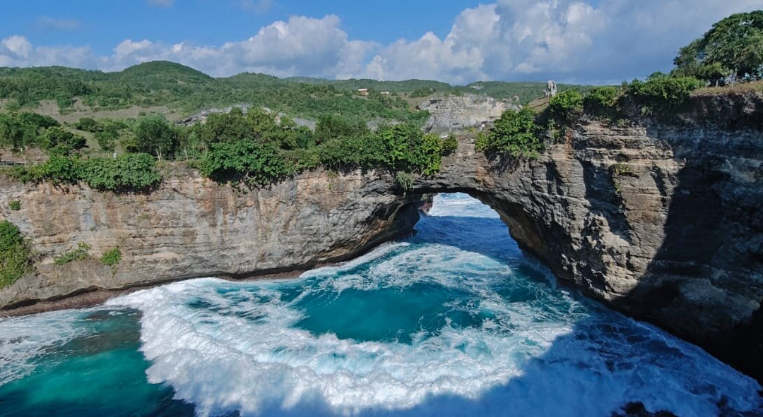 破碎的海滩-珀尼达岛必去景点