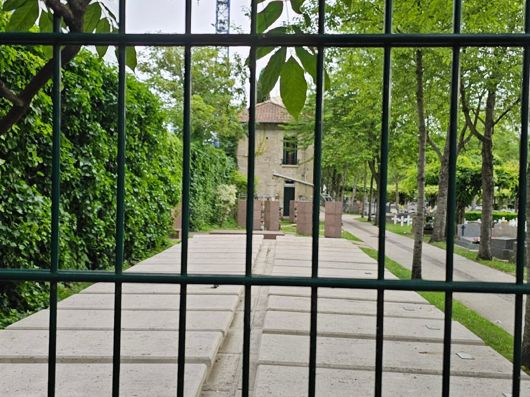 Cimetière de Puteaux-Nanterre必去景点