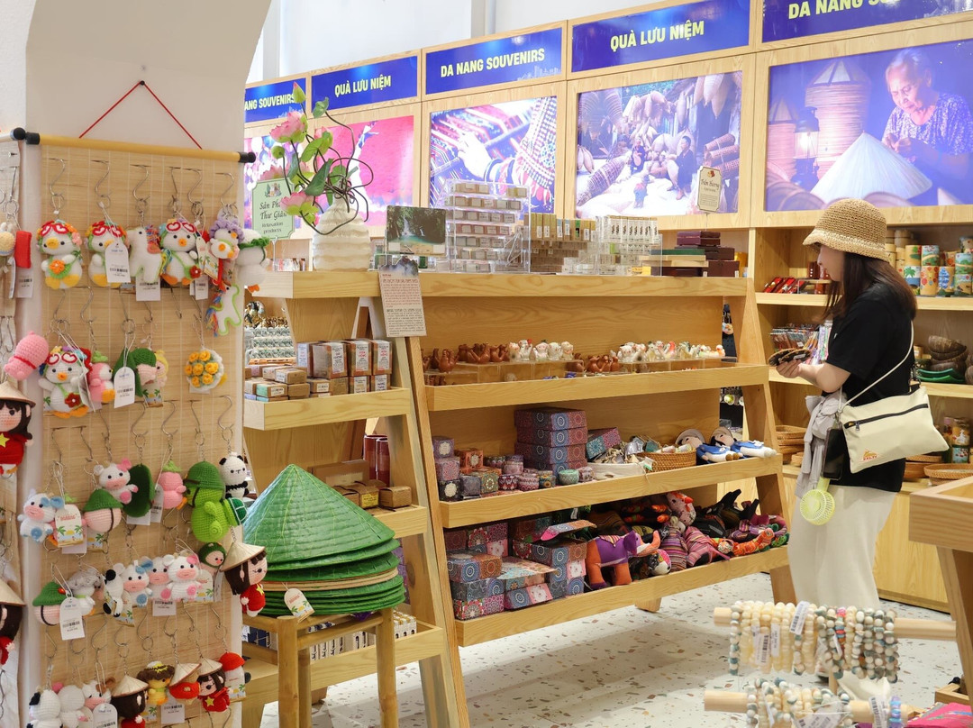 Vigift - Gift & Specialty Shop in Da Nang-Son Tra Peninsula必去景点