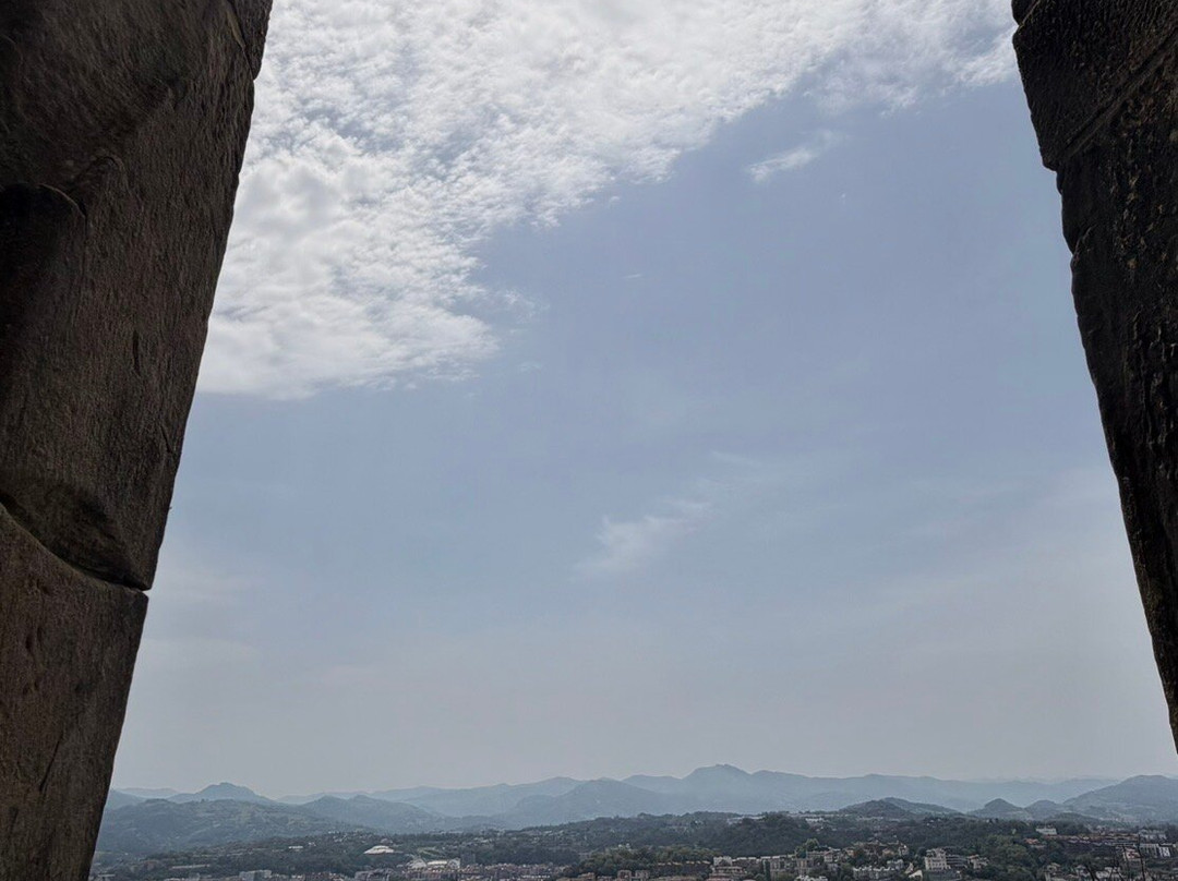 乌尔古尔山-圣塞瓦斯蒂安必去景点
