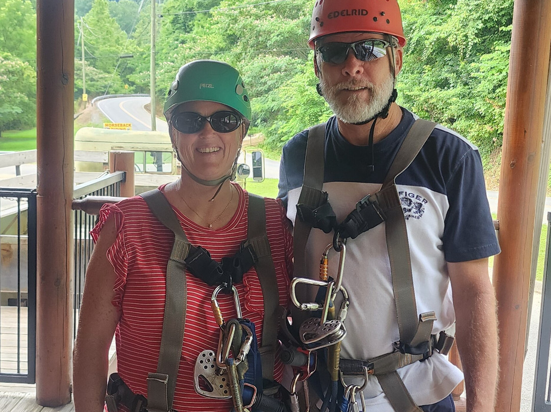 Smoky Mountain Ziplines-皮金福奇必去景点