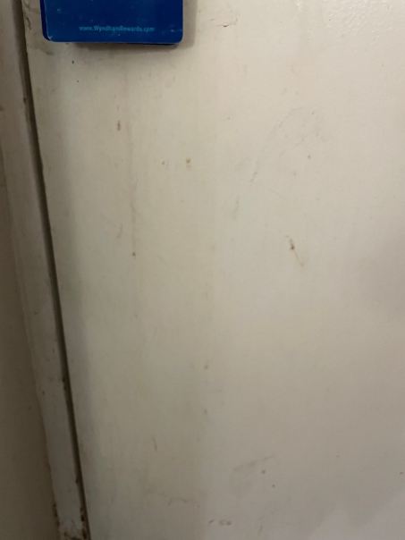 孟菲斯西温德姆戴斯酒店-客卧