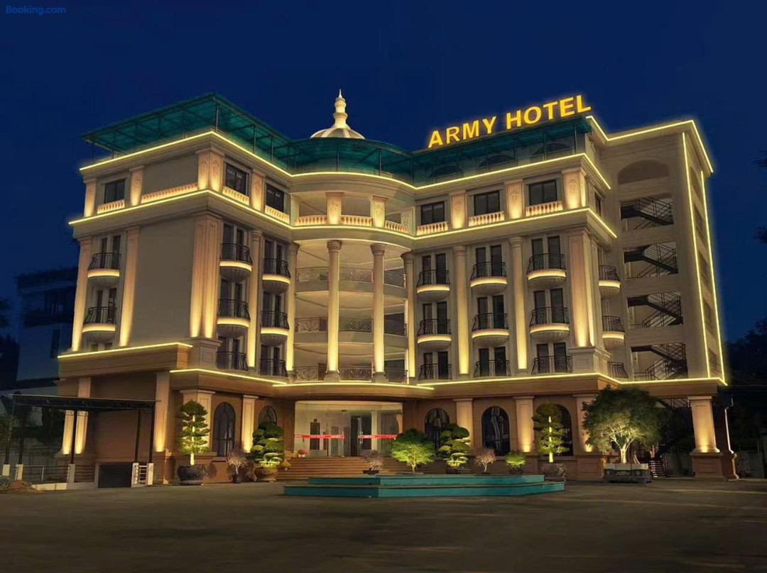 Army Hotel
