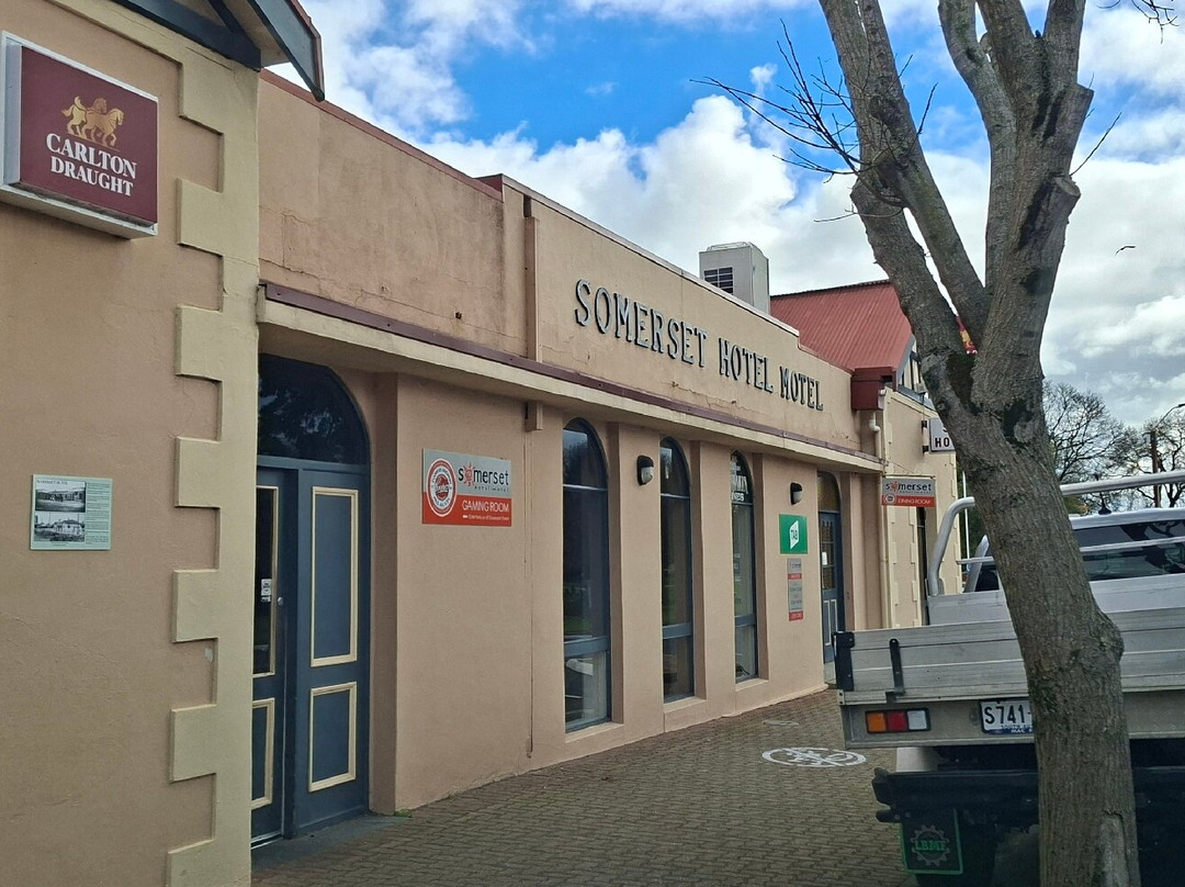 Somerset Hotel主图
