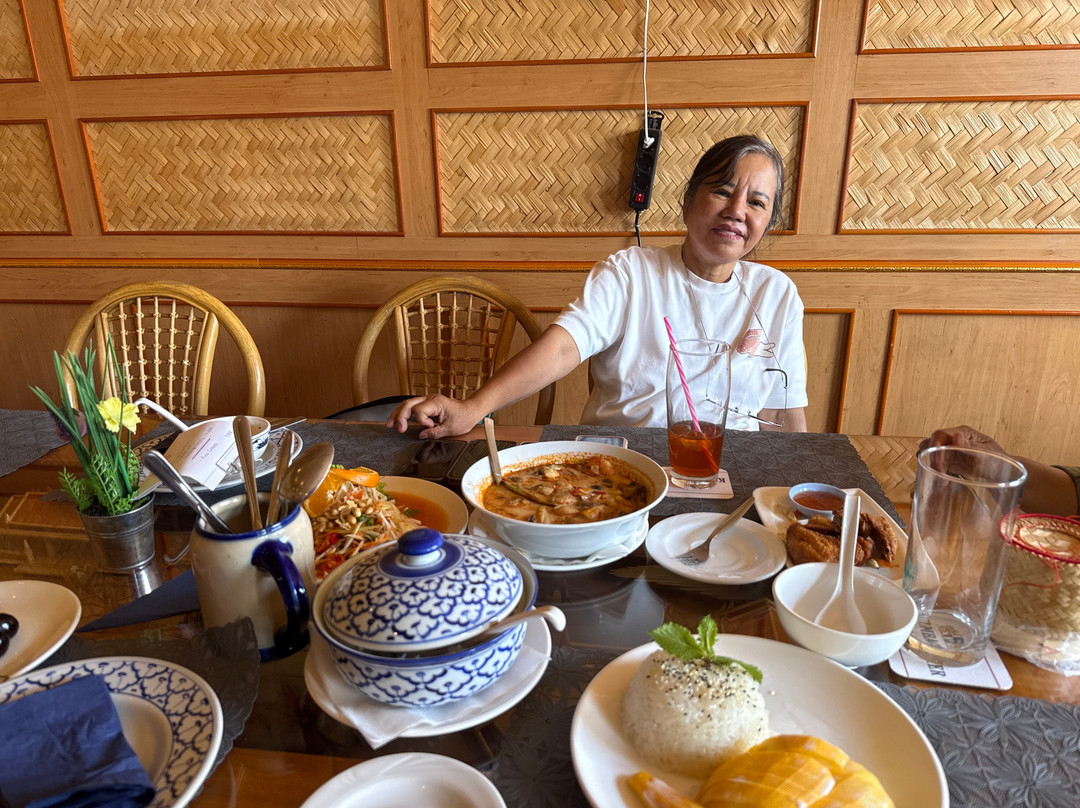 Thai Restaurant Koch @ Yut