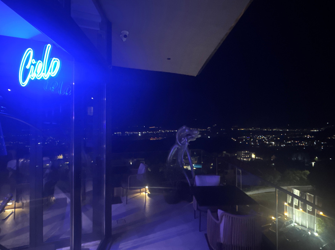 Cielo Rooftop Restaurant Bar