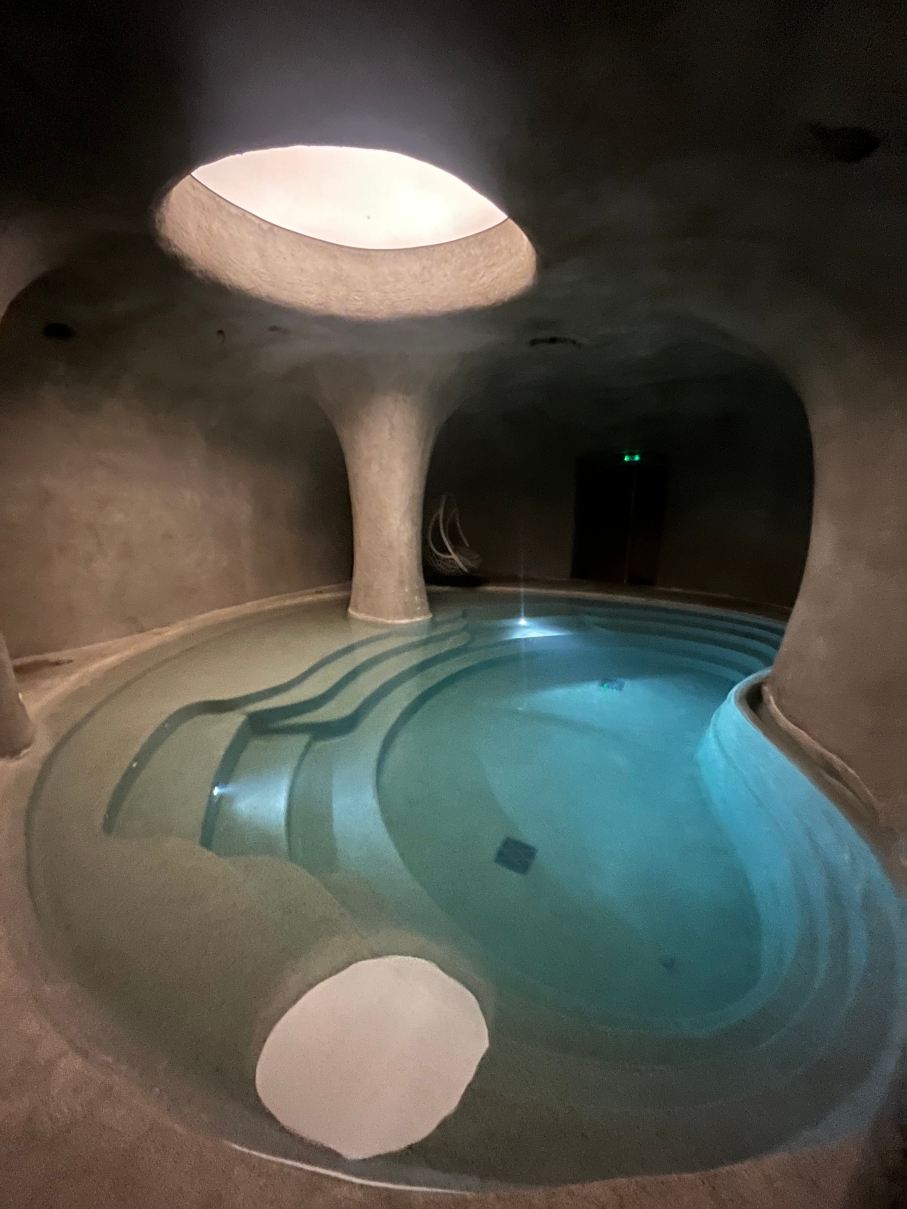 康缇希纳 SPA 套房酒店-旅行者