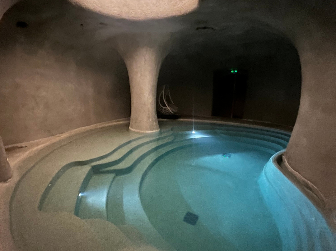 康缇希纳 SPA 套房酒店主图