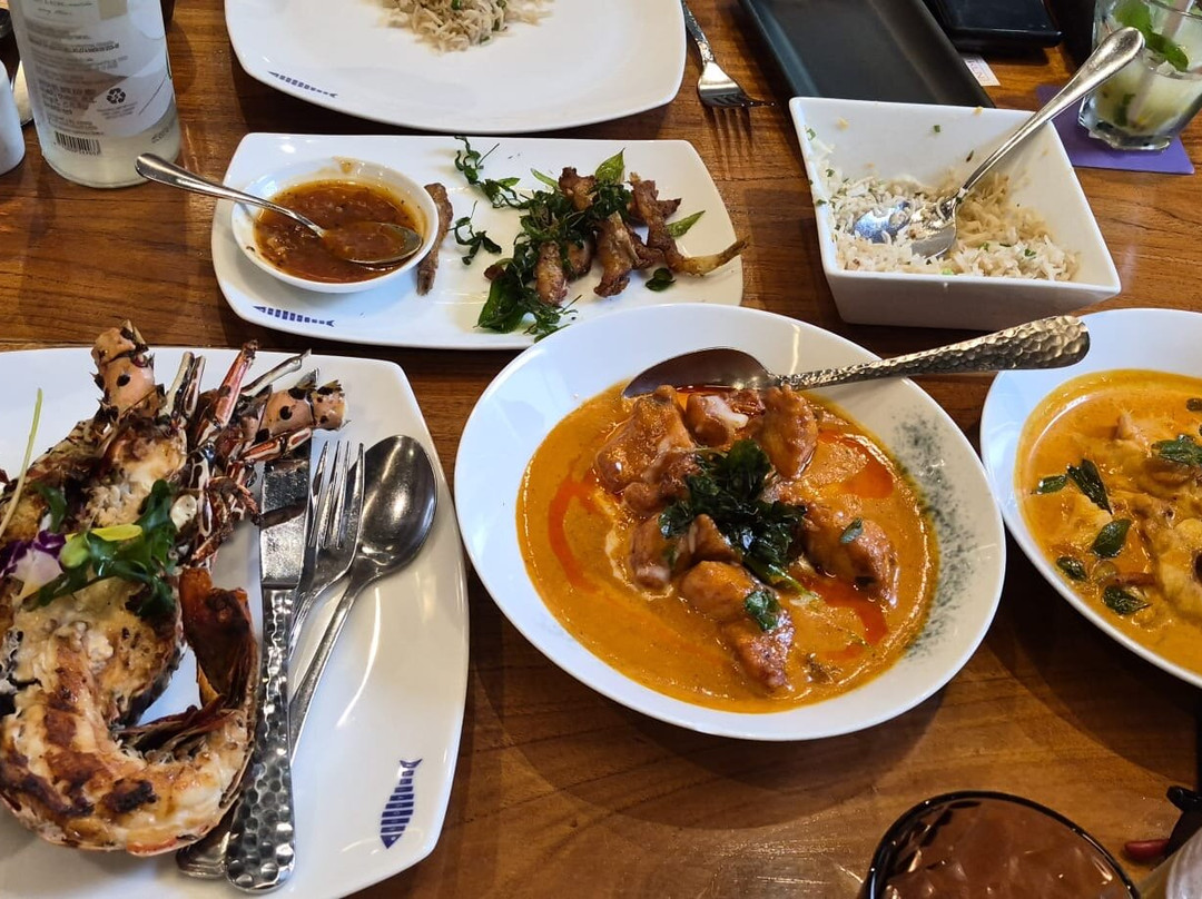 辛纳蒙科伦坡大酒店主图