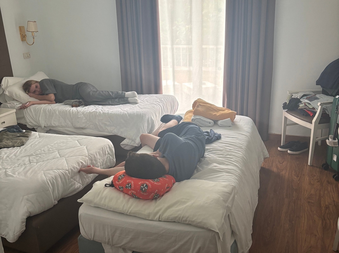 太阳公园大酒店主图