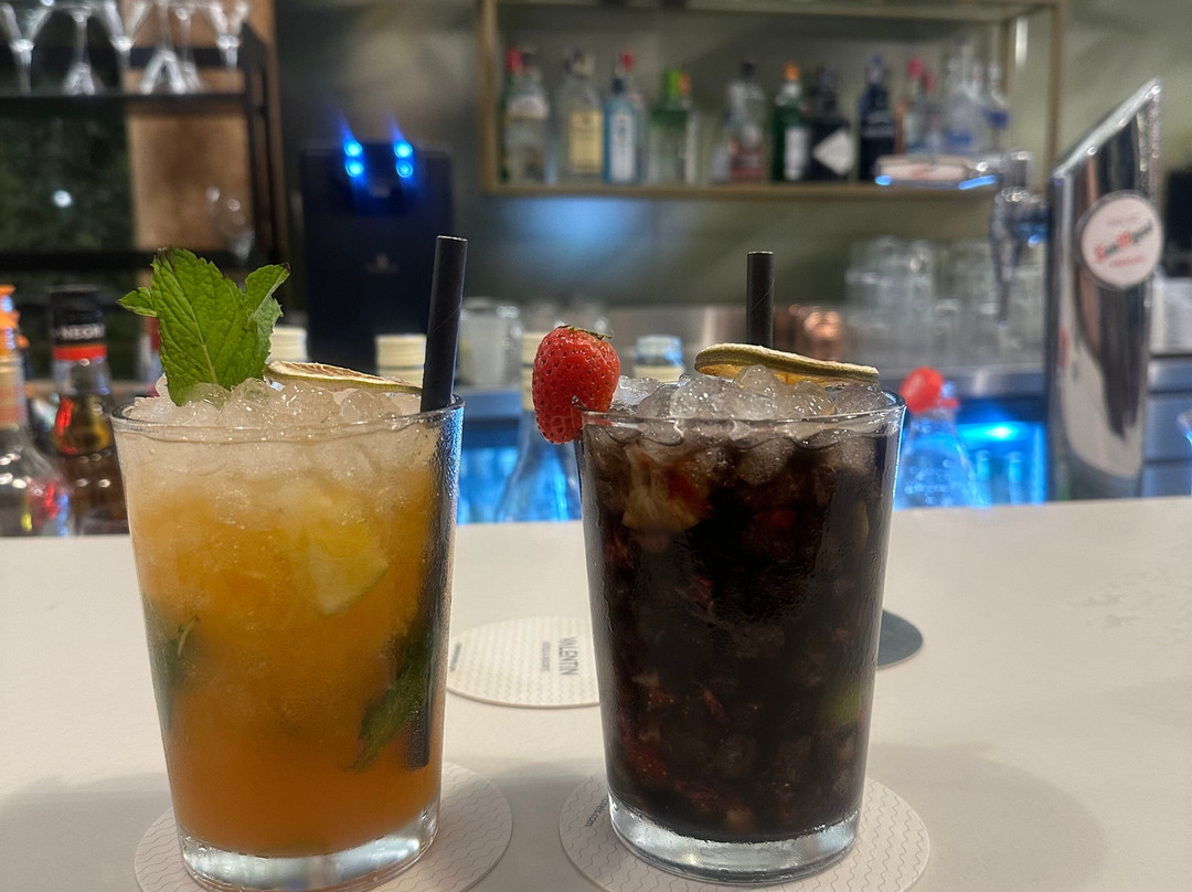 瓦伦丁公园俱乐部饭店主图