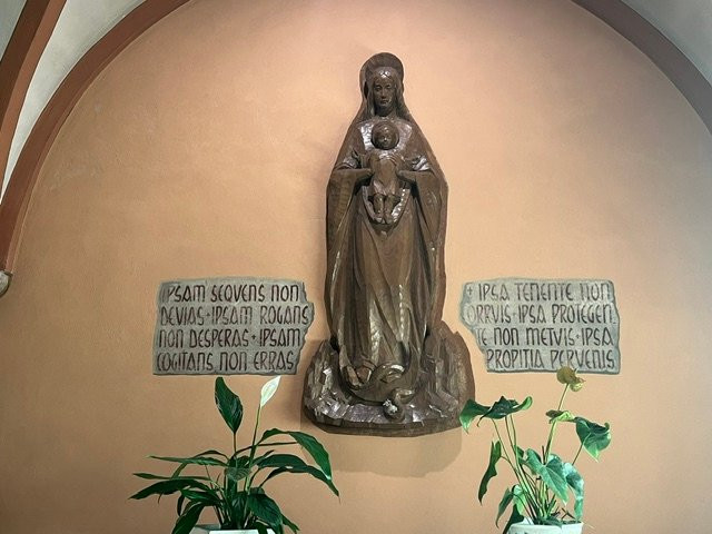 Centro Storico Breuil-Cervinia-布勒伊切尔维尼亚必去景点