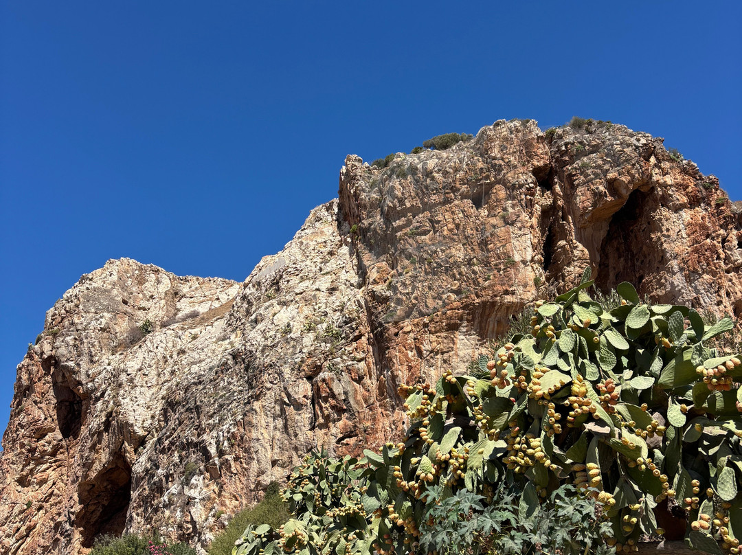Grotta Mangiapane-Custonaci必去景点