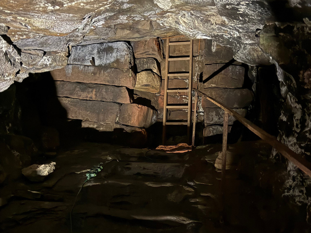 Old New Gate Prison & Copper Mine-East Granby必去景点