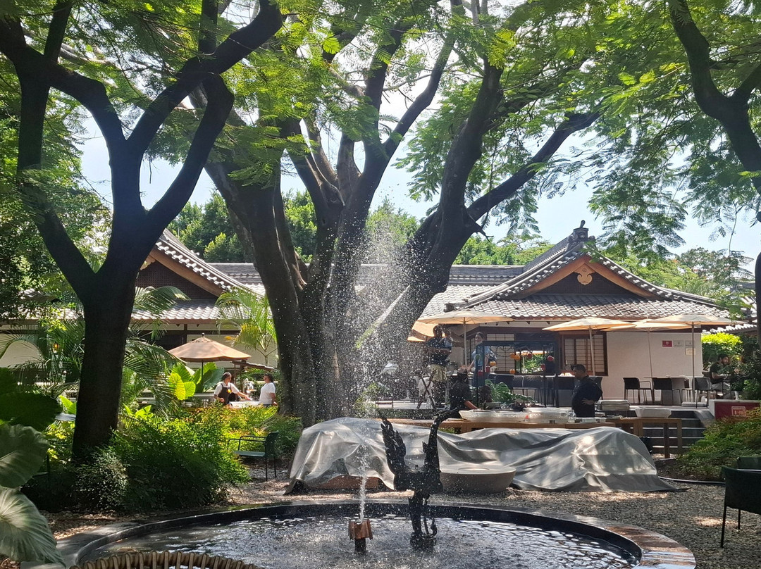 苏米亚卡米诺里尔酒店主图