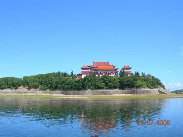 镜泊湖