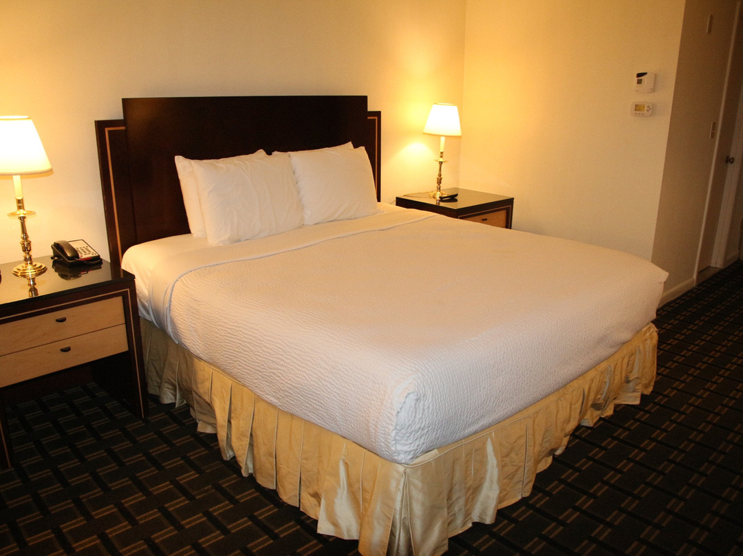 贝德福德广场酒店