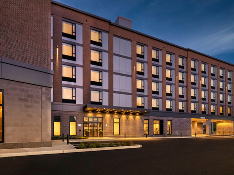 波士顿洛根机场-里维尔Staybridge Suites