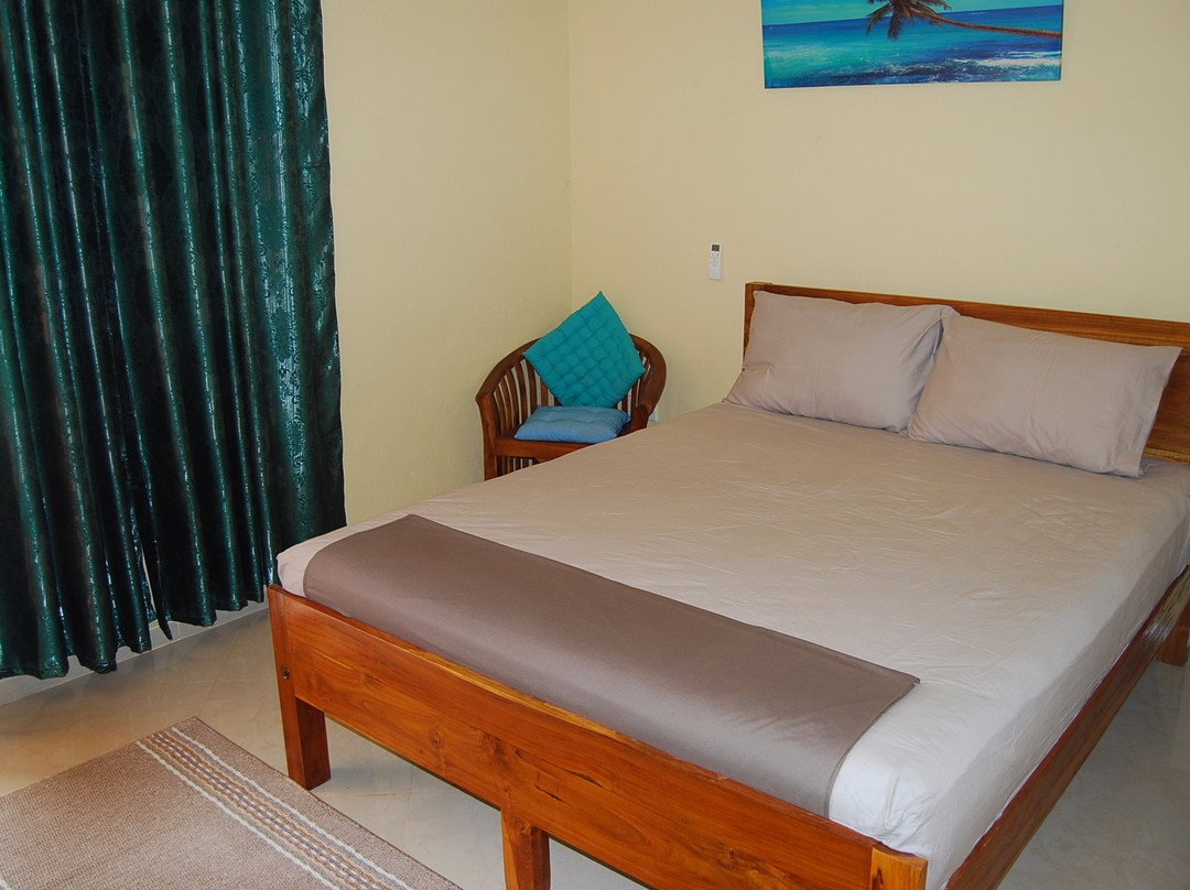 尼拉瓦利酒店住宿-The Coastal Hotel