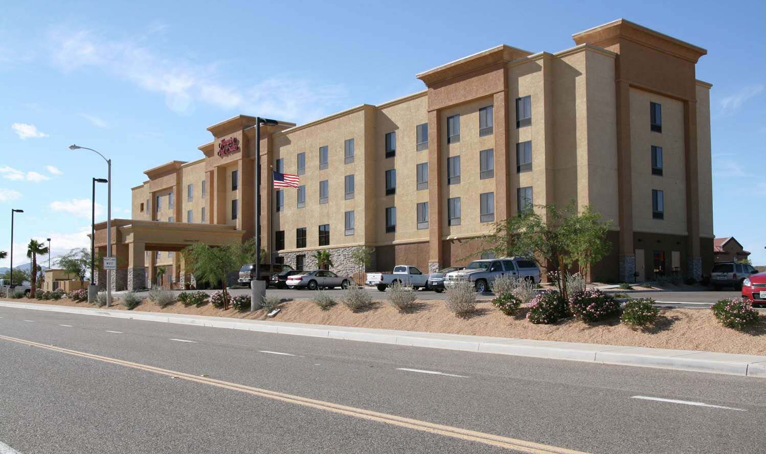 Hampton Inn & Suites Barstow-官方