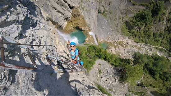 AventuraTrek Guias de Montaña y Barrancos景点图片