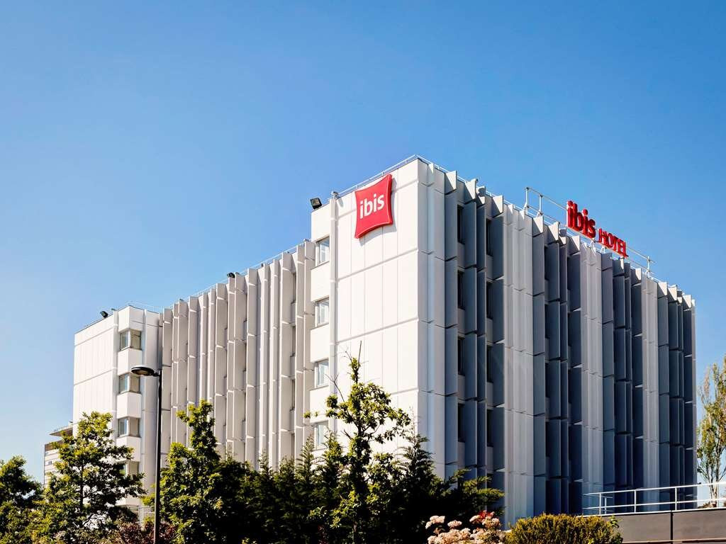 Ibis Lyon Est Bron主图