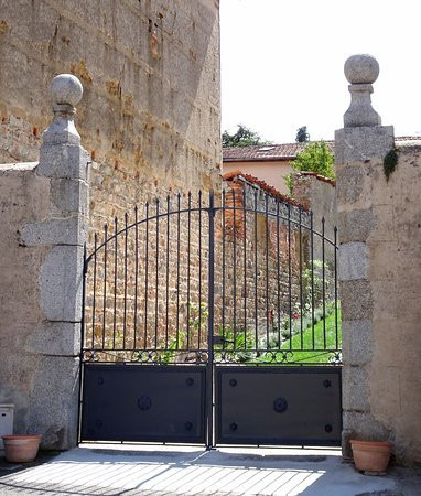 L'Hopital-sous-Rochefort旅游攻略图片