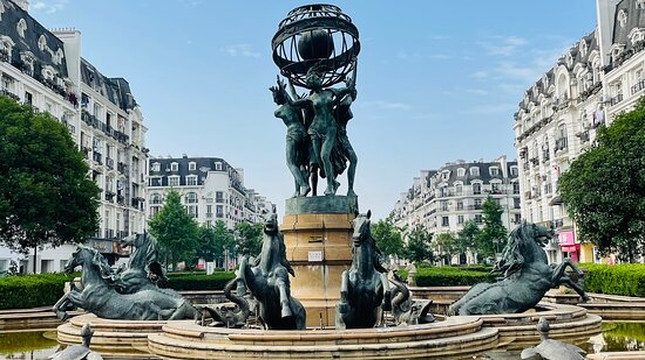 天都城埃菲尔铁塔-杭州市必去景点