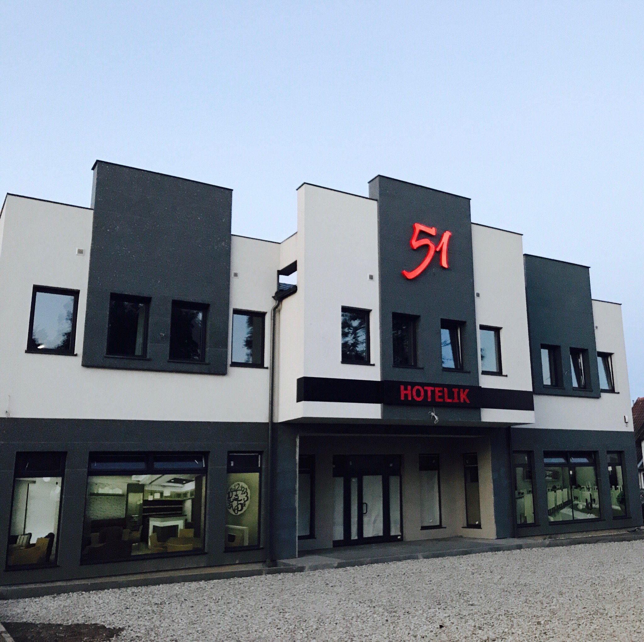 Hotelik 51-官方