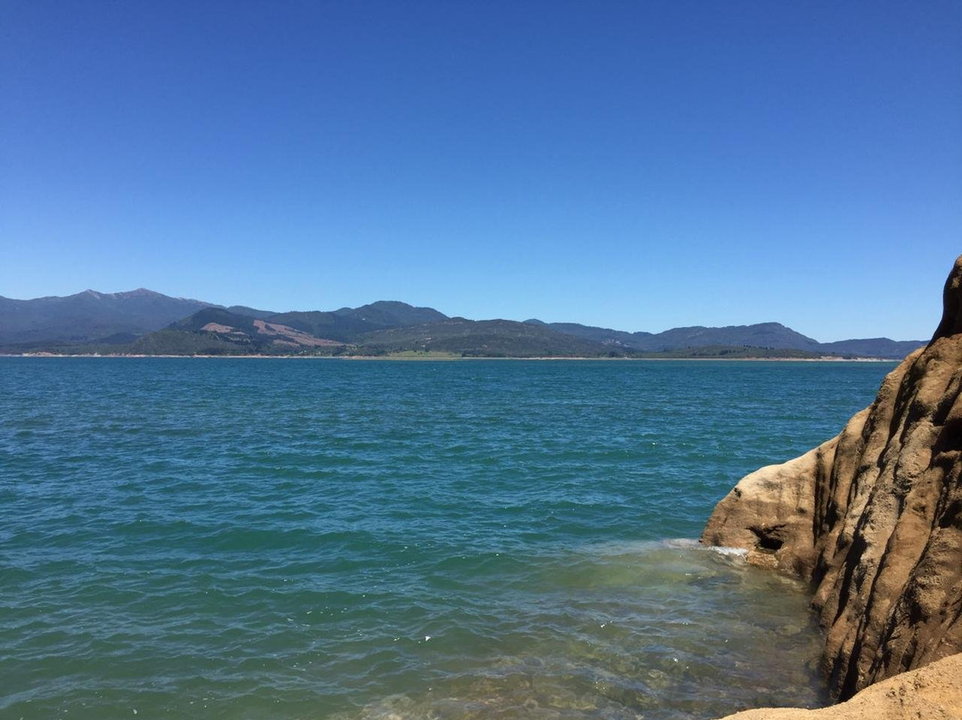 Lago Colbun-Colbun必去景点