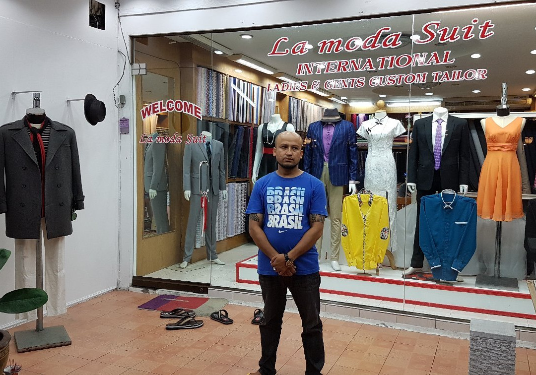 La Moda Suit景点图片