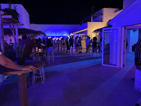 Chic Lounge-卡拉多尔必去景点