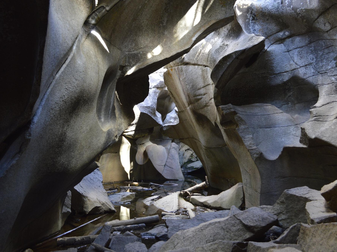 Grottos Trail-阿斯蓬必去景点