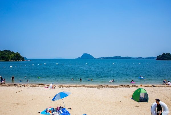 Calm Nishime Swimming Beach景点图片