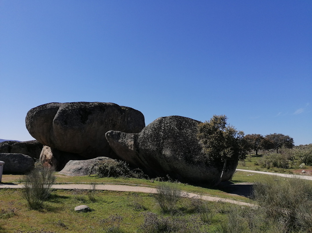 Monumento Natural Los Barruecos景点图片