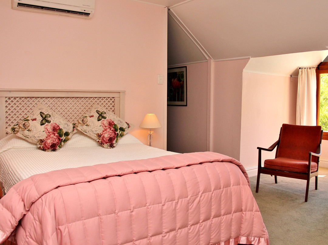 Chantilly Guest House主图