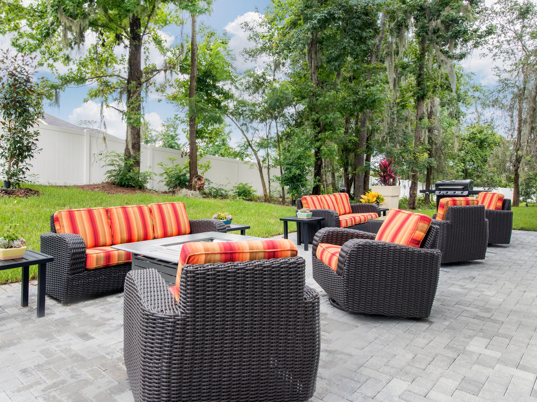 Holiday Inn Express & Suites Ruskin - Sun City By IHG主图