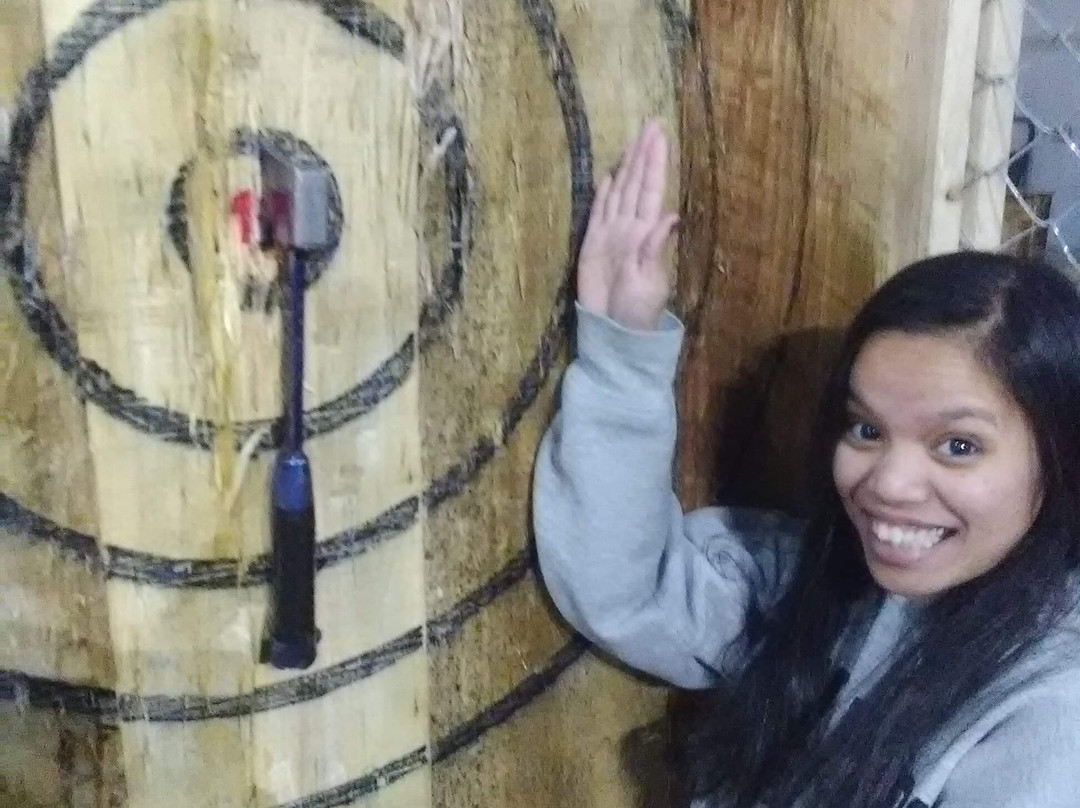 Craft Axe Throwing- Knoxville-诺克斯维尔必去景点