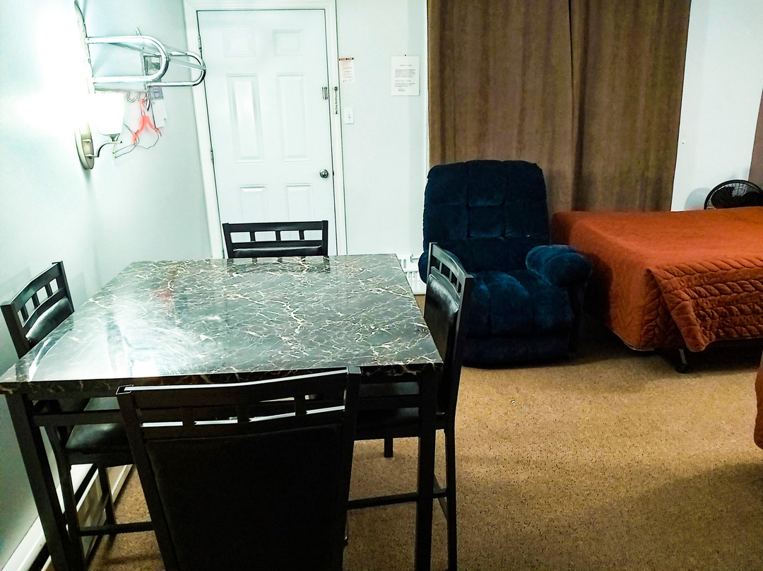 Chain of Lakes Motel主图