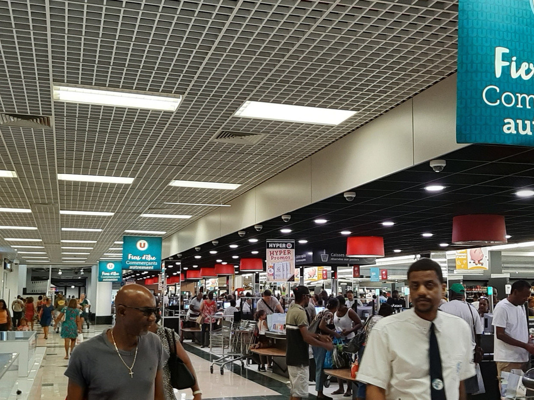 Galleria Commercial Center-Le Lamentin必去景点
