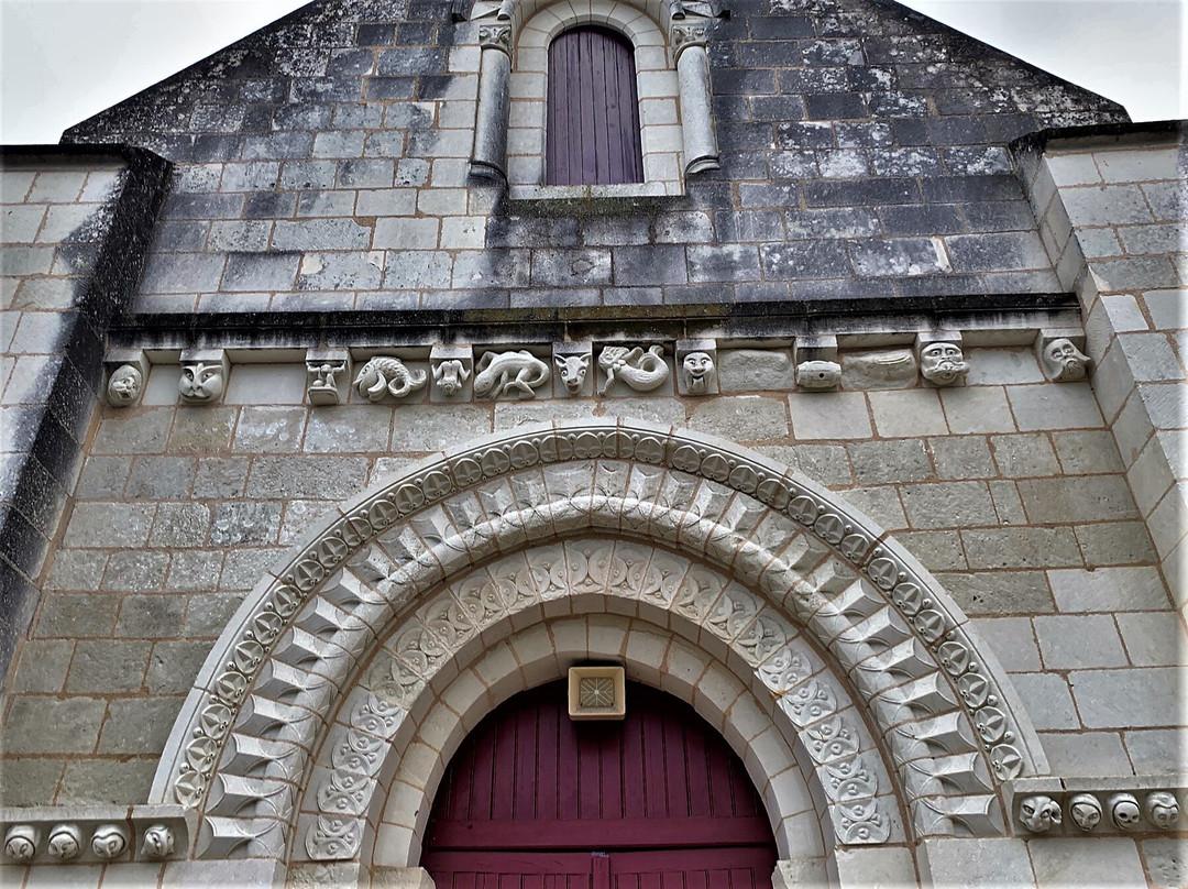 Eglise Notre-Dame à Colombiers景点图片