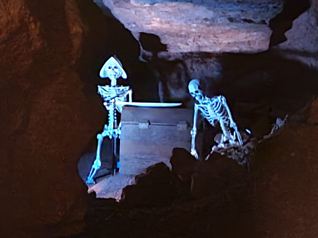 Old Spanish Treasure Cave景点图片