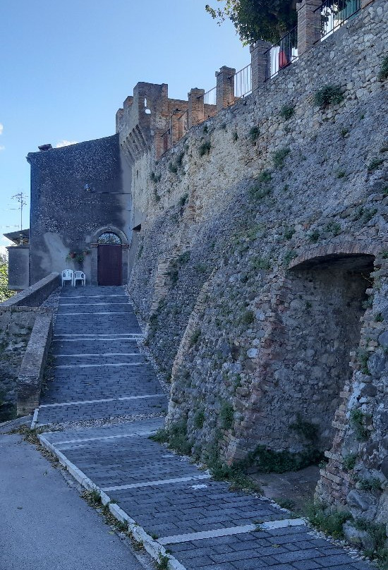 Porta Sud di Castelbasso景点图片