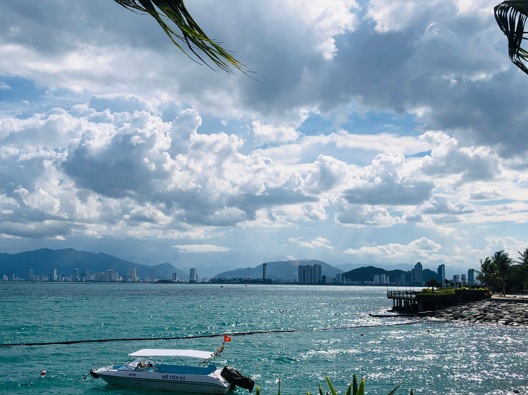 芽庄阿米亚娜度假酒店主图