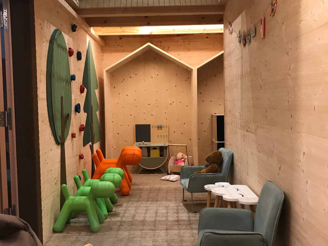 Hotel Adler主图
