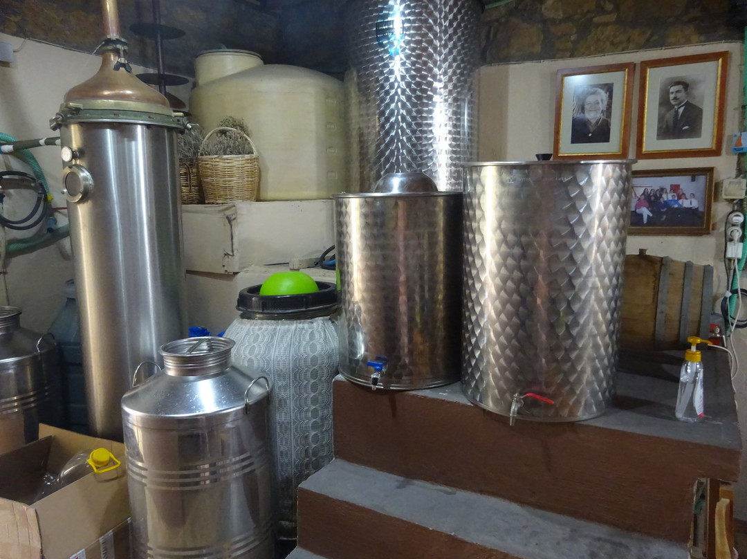 "Kazani" - Tsipouro Distillery景点图片