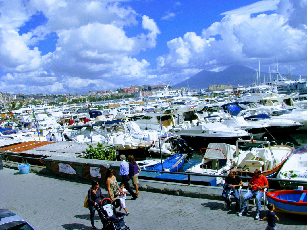 Nase and Can (Mooring and Pleasure Boat Hire)-那不勒斯必去景点