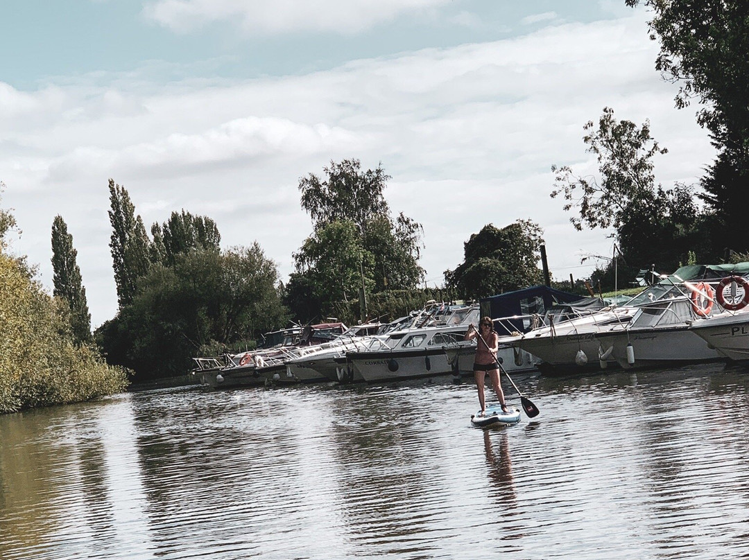 River Medway Canoes-梅德斯通必去景点