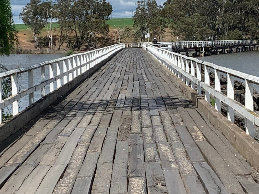 Kirwans Bridge-Nagambie必去景点