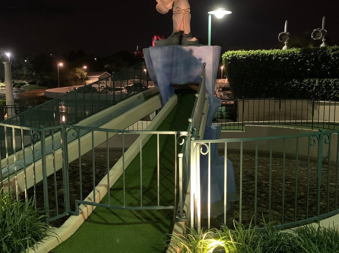 Fantasia Gardens and Fairways Miniature Golf景点图片